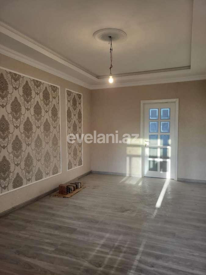 Satılır, köhnə tikili, 3 otaqlı, 50 m², Bakı, Binəqədi r, 7-ci mikrorayon q, Azadlıq prospekti m.