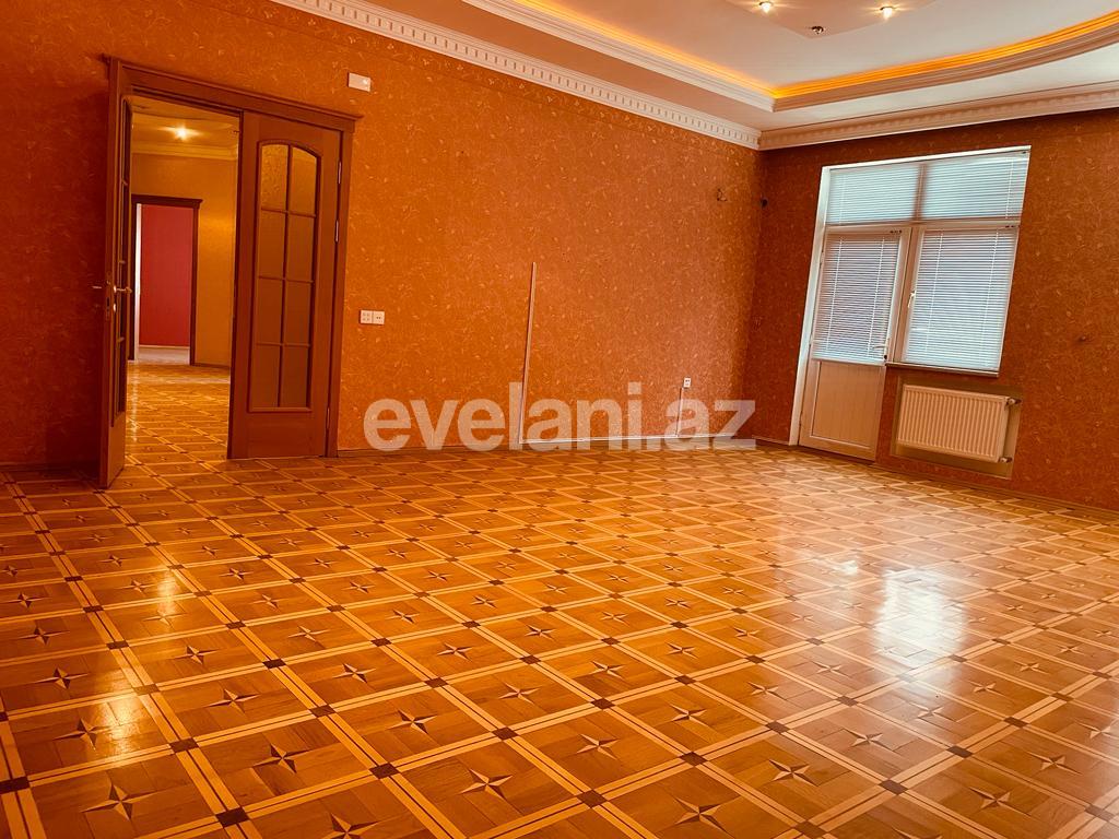 Satılır, yeni tikili, 4 otaqlı, 160 m², Bakı, Binəqədi r, 8-ci mikrorayon q, Azadlıq prospekti m.