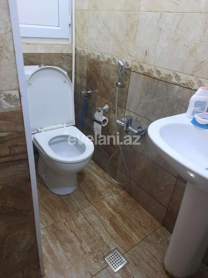 Satılır, köhnə tikili, 2 otaqlı, 45 m², Bakı, Nəsimi r, 4-cü mikrorayon q, Memar Əcəmi m.