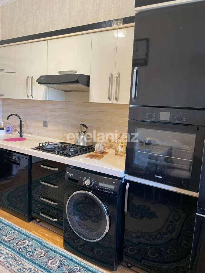 Kirayə verilir, yeni tikili, 2 otaqlı, 72 m², Bakı, Nizami r, Qara Qarayev m.