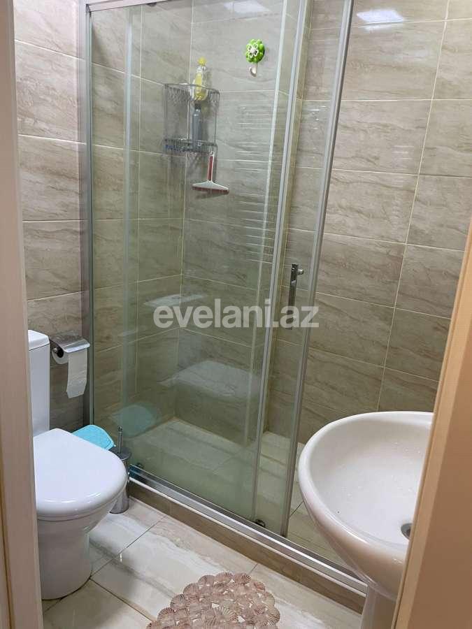 Kirayə verilir, yeni tikili, 2 otaqlı, 72 m², Bakı, Nizami r, Qara Qarayev m.