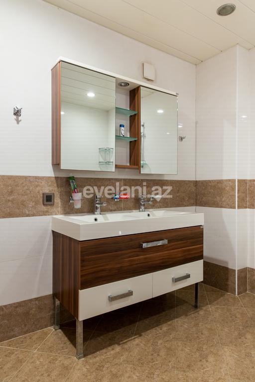 Сдаётся, новостройка, 3-комнаты, 141 m², Баку, Ясамальский r, Низами m.