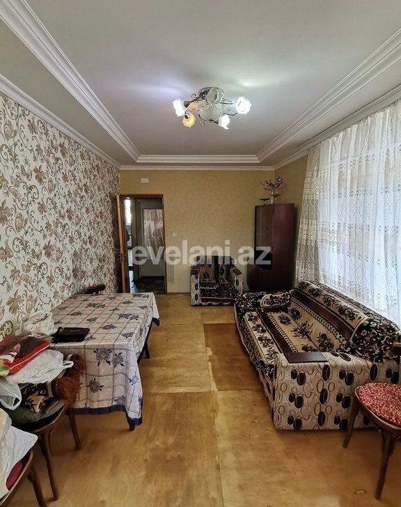 Satılır, köhnə tikili, 2 otaqlı, 70 m², Bakı, Binəqədi r, 9-cu mikrorayon q.