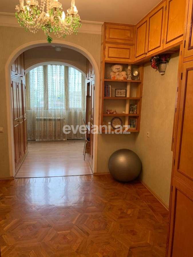 Kirayə verilir, köhnə tikili, 3 otaqlı, 80 m², Bakı, Yasamal r, Elmlər Akademiyası m.