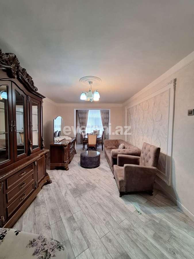 Kirayə verilir, köhnə tikili, 4 otaqlı, 100 m², Bakı, Yasamal r, İnşaatçılar m.