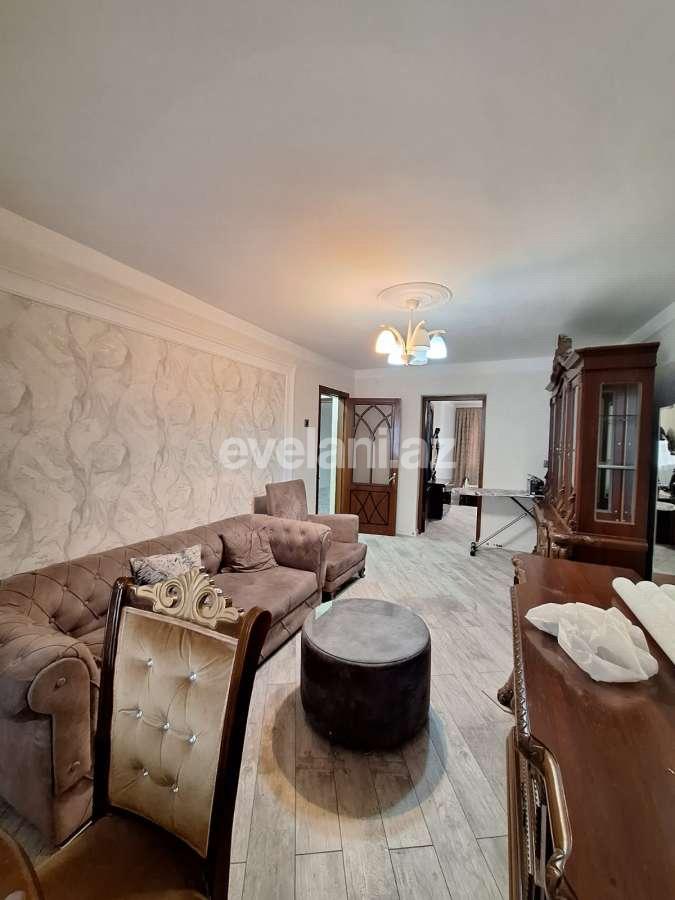 Kirayə verilir, köhnə tikili, 4 otaqlı, 100 m², Bakı, Yasamal r, İnşaatçılar m.