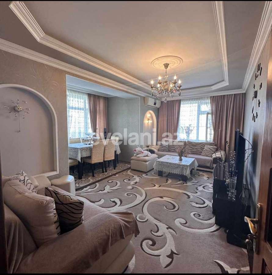 Satılır, köhnə tikili, 2 otaqlı, 70 m², Bakı, Binəqədi r, 9-cu mikrorayon q, Memar Əcəmi m.