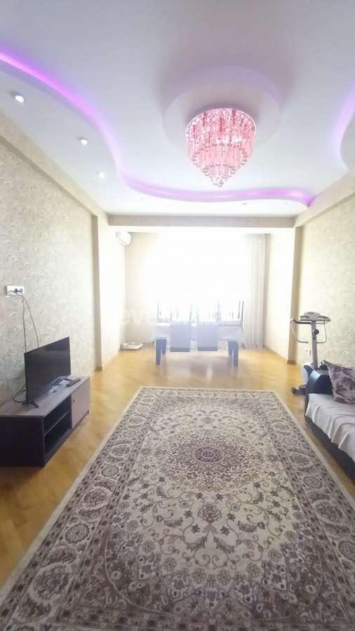 Kirayə verilir, yeni tikili, 3 otaqlı, 125 m², Bakı, Yasamal r, Yeni Yasamal q, İnşaatçılar m.