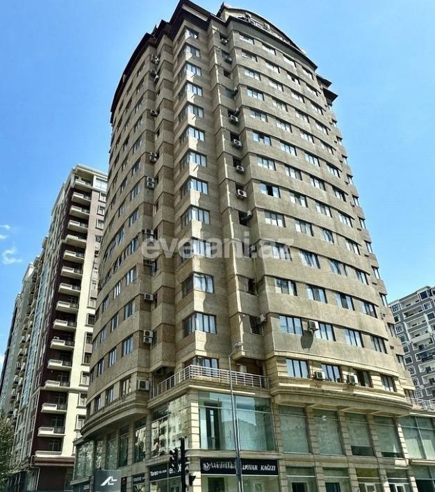 Satılır, yeni tikili, 4 otaqlı, 174 m², Bakı, Nəsimi r.