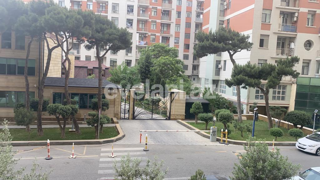 Sale, new building, 4 room, 147 m², Baku, Nasimi r, 8 November m.