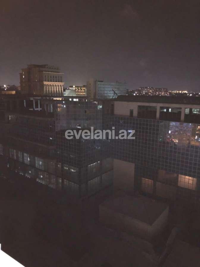 Kirayə verilir, yeni tikili, 2 otaqlı, 70 m², Bakı, Binəqədi r, 8-ci mikrorayon q, Azadlıq prospekti m.