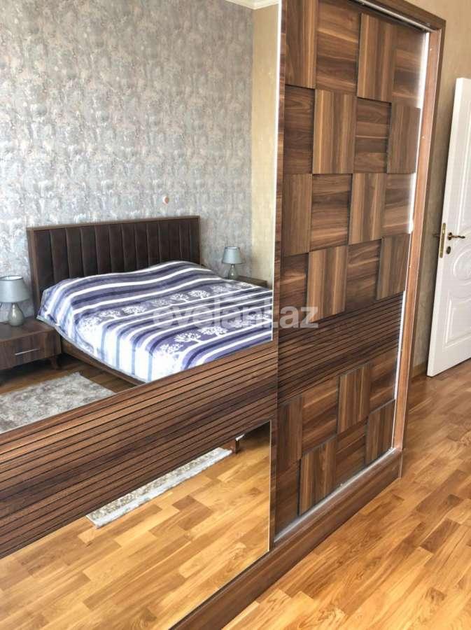 Kirayə verilir, yeni tikili, 2 otaqlı, 70 m², Bakı, Binəqədi r, 8-ci mikrorayon q, Azadlıq prospekti m.