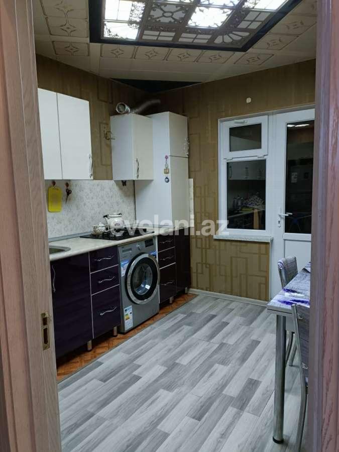 Satılır, köhnə tikili, 3 otaqlı, 66 m², Bakı, Suraxanı r.