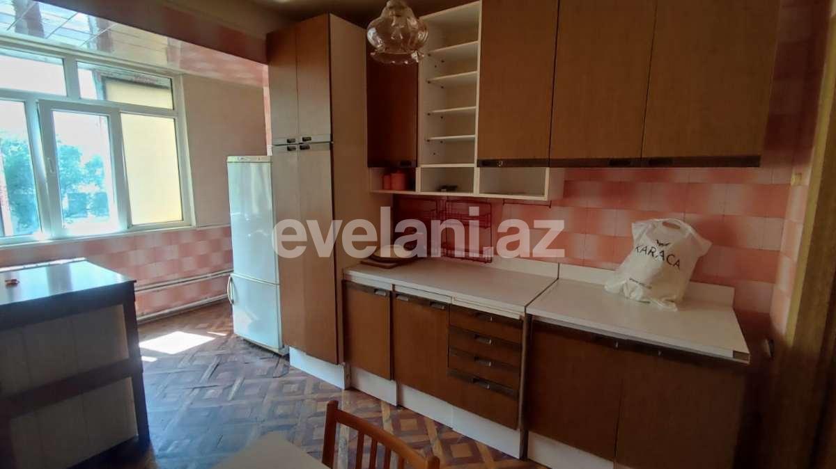 Kirayə verilir, köhnə tikili, 3 otaqlı, 95 m², Bakı, Yasamal r, Elmlər Akademiyası m.