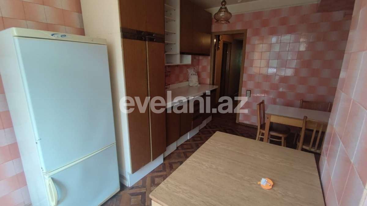Kirayə verilir, köhnə tikili, 3 otaqlı, 95 m², Bakı, Yasamal r, Elmlər Akademiyası m.
