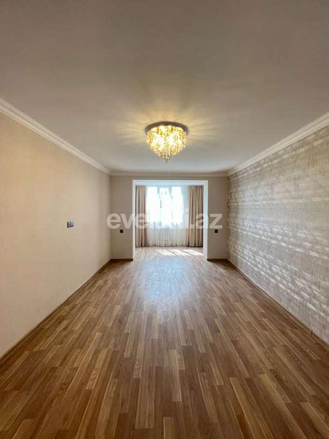Satılır, köhnə tikili, 2 otaqlı, 45 m², Bakı, Yasamal r, Elmlər Akademiyası m.