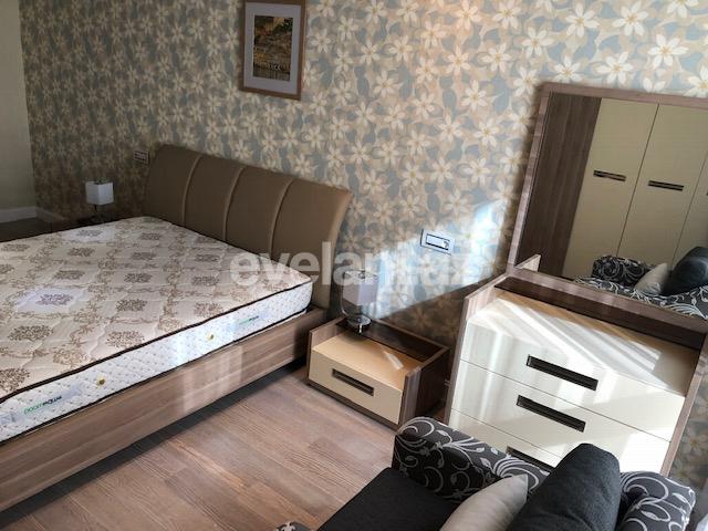 Rent, new building, 3 room, 146 m², Baku, Nasimi r.