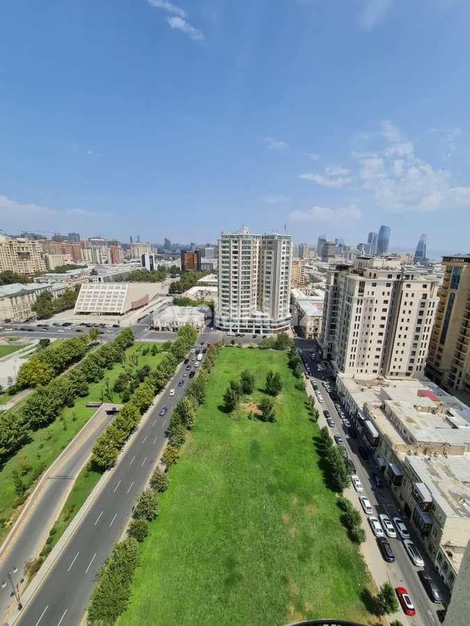 Продаётся, новостройка, 3-комнаты, 140 m², Баку, Насиминский r, Кубинка p, Сахил m.