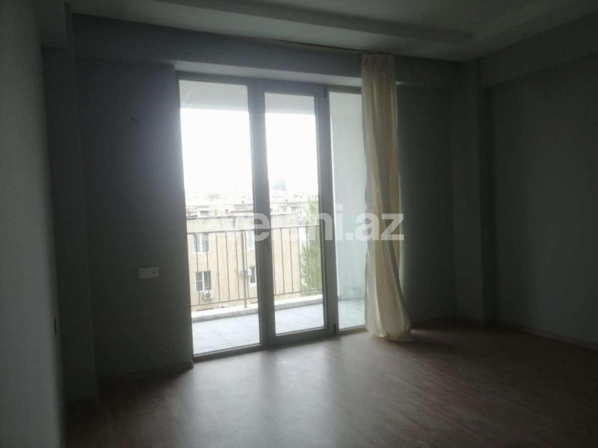 Сдаётся, новостройка, 3-комнаты, 161 m², Баку, Ясамальский r, Элмляр Академиясы m.