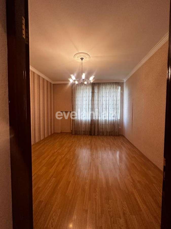 Rent, old building, 2 room, 61 m², Baku, Yasamal r, Nizami m.