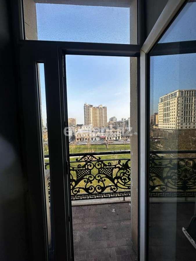 Rent, old building, 2 room, 61 m², Baku, Yasamal r, Nizami m.