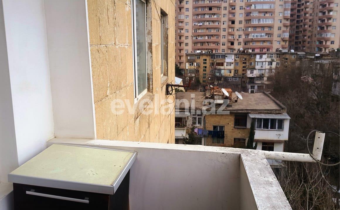Satılır, köhnə tikili, 3 otaqlı, 65 m², Bakı, Yasamal r, Yasamal q, İnşaatçılar m.