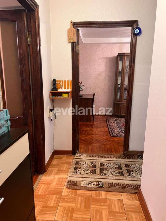 Продаётся, вторичка, 3-комнаты, 80 m², Баку, Низаминский r, Нефтчиляр m.