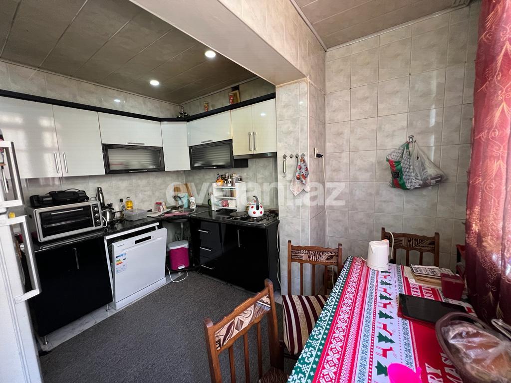 Satılır, köhnə tikili, 3 otaqlı, 69 m², Bakı, Xətai r, Köhnə Günəşli q.