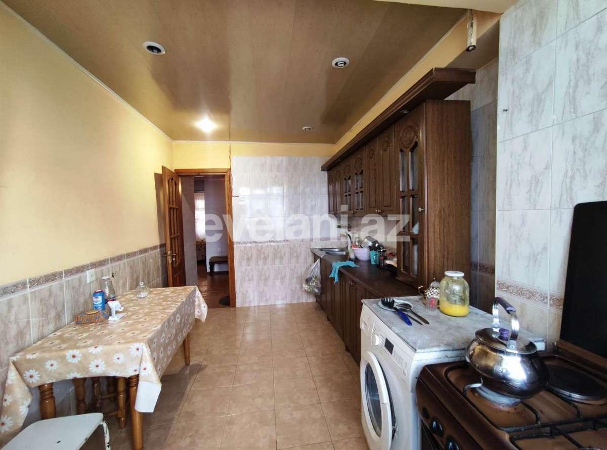 Satılır, köhnə tikili, 2 otaqlı, 60 m², Bakı, Nərimanov r, Nəriman Nərimanov m.