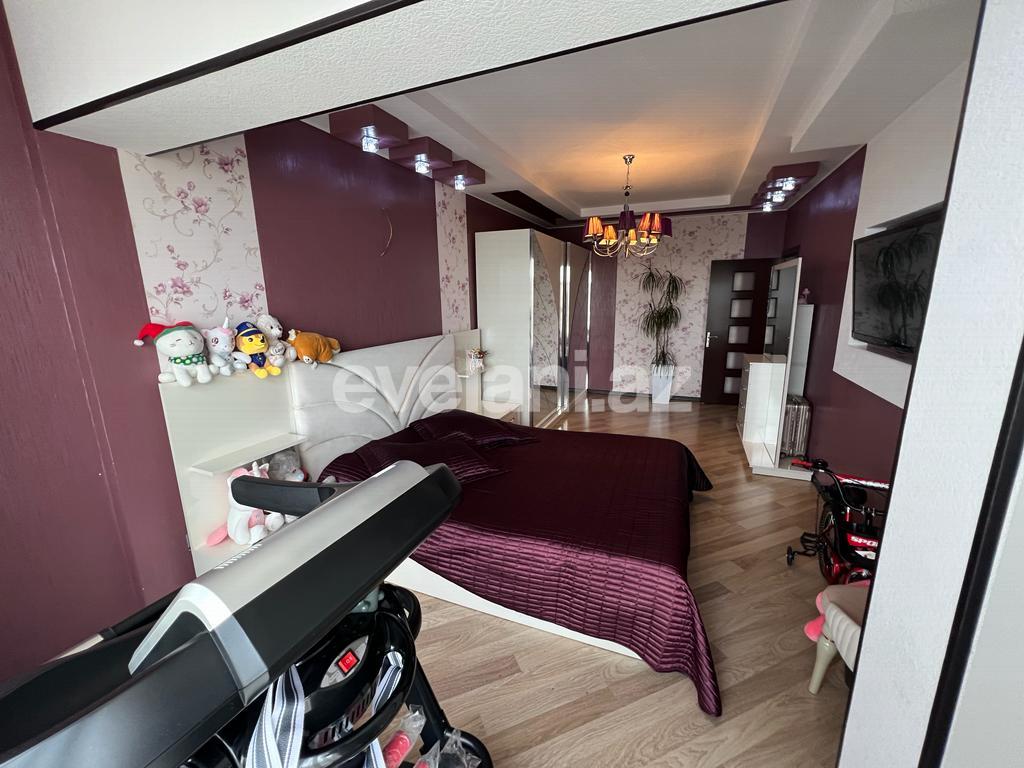 Satılır, köhnə tikili, 3 otaqlı, 90 m², Bakı, Xətai r, Əhmədli q, Həzi Aslanov m.