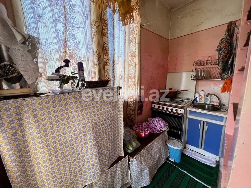 Sale, old building, 2 room, 40 m², Baku, Surakhani r, Yeni Guneshli d, Khalglar Doslugu m.