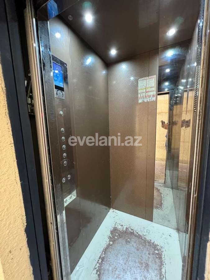 Sale, old building, 2 room, 40 m², Baku, Surakhani r, Yeni Guneshli d, Khalglar Doslugu m.