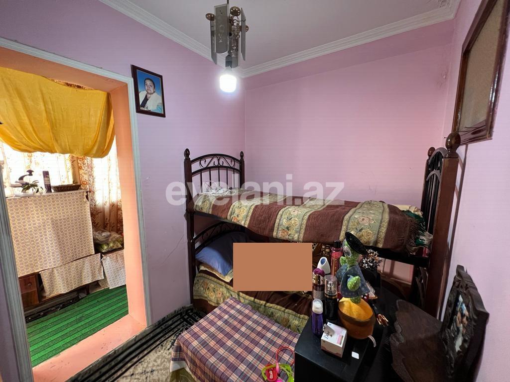 Sale, old building, 2 room, 40 m², Baku, Surakhani r, Yeni Guneshli d, Khalglar Doslugu m.