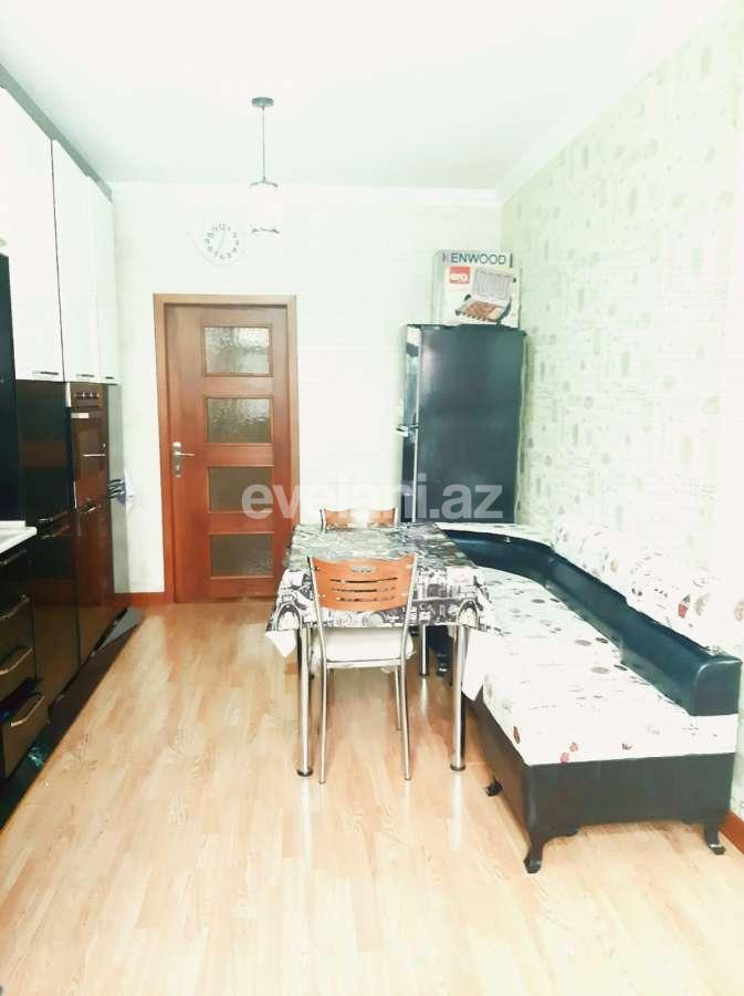 Satılır, köhnə tikili, 4 otaqlı, 110 m², Bakı, Xətai r, Həzi Aslanov q, Əhmədli m.