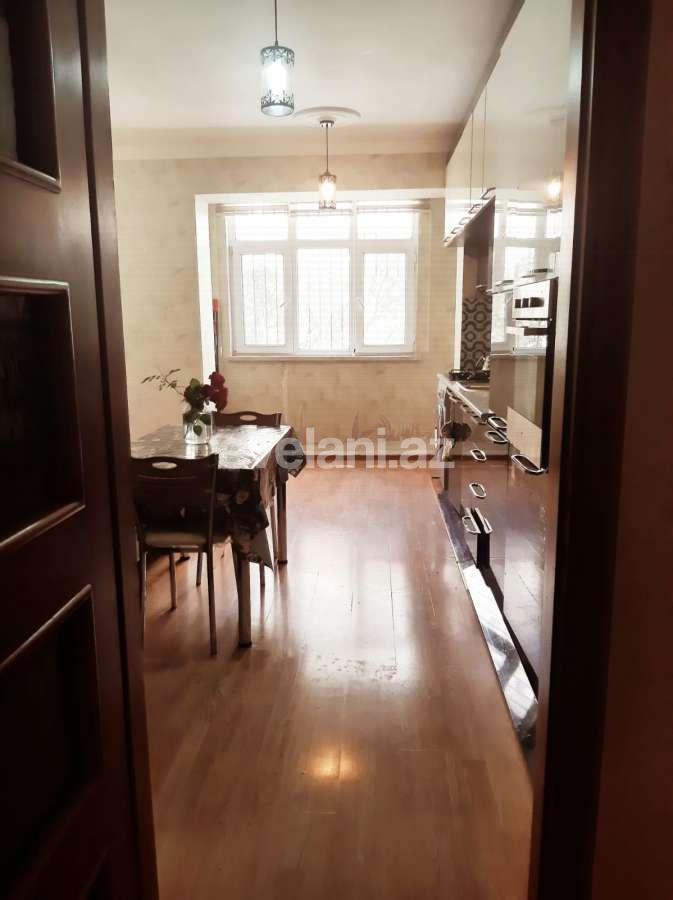 Satılır, köhnə tikili, 4 otaqlı, 110 m², Bakı, Xətai r, Həzi Aslanov q, Əhmədli m.