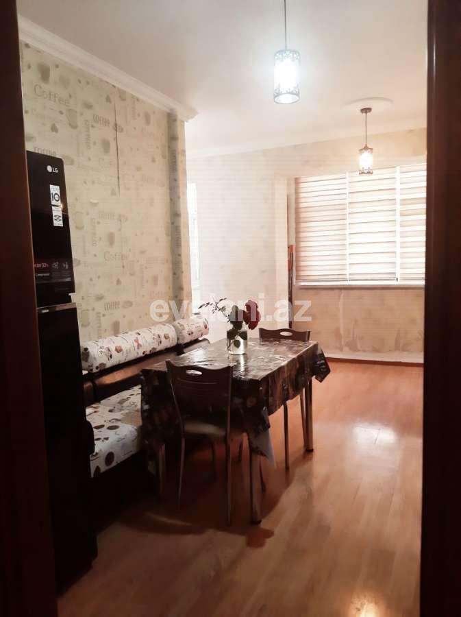 Satılır, köhnə tikili, 4 otaqlı, 110 m², Bakı, Xətai r, Həzi Aslanov q, Əhmədli m.