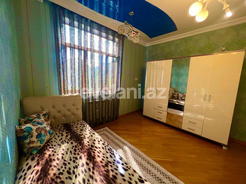 Kirayə verilir, köhnə tikili, 4 otaqlı, 171 m², Bakı, Səbail r, Sahil m.