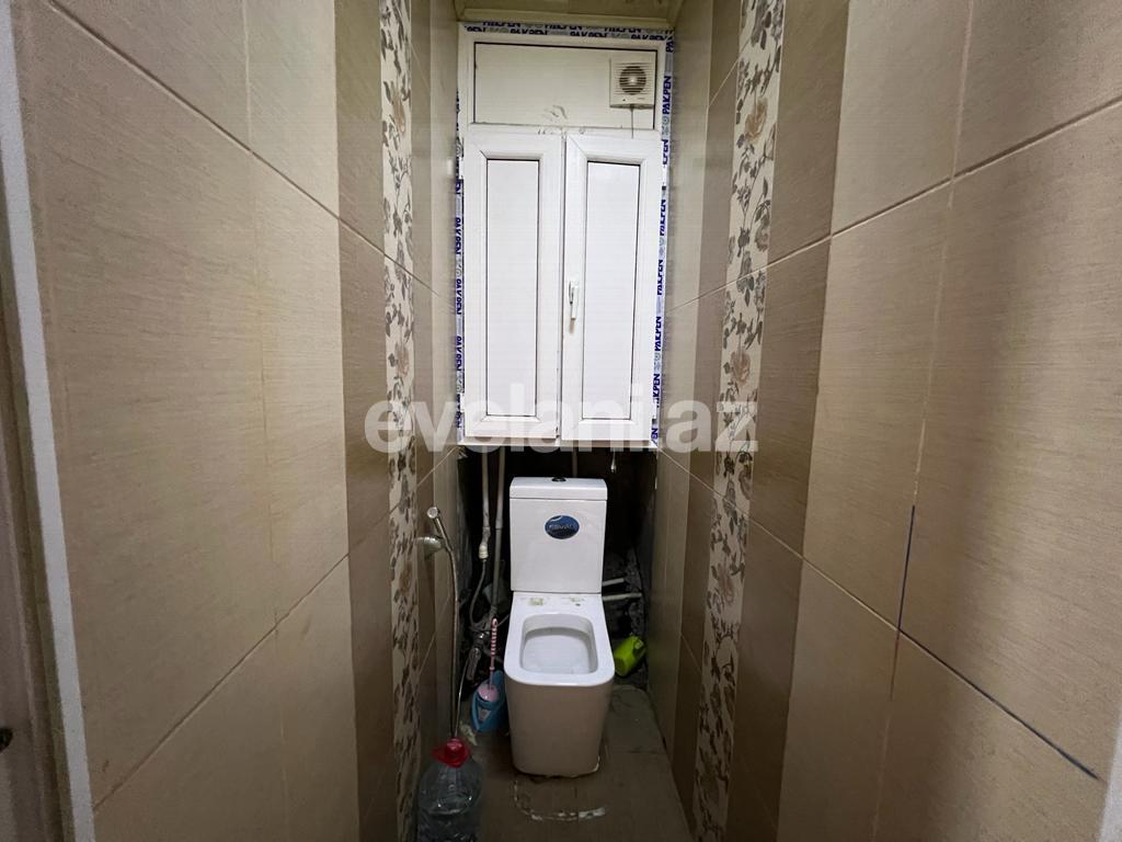 Satılır, köhnə tikili, 2 otaqlı, 55 m², Bakı, Suraxanı r, Yeni Günəşli q, Xalqlar Dostluğu m.
