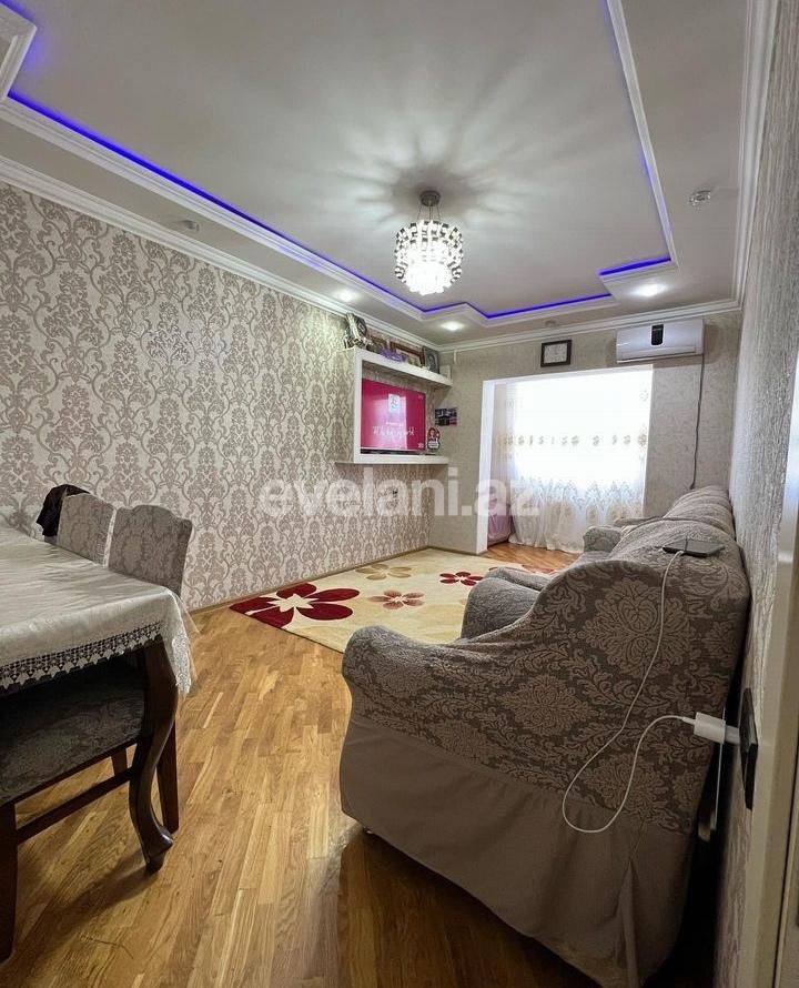 Sale, old building, 3 room, 70 m², Baku, Surakhani r, Yeni Guneshli d, Khalglar Doslugu m.