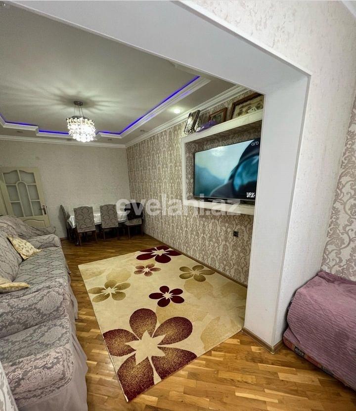 Sale, old building, 3 room, 70 m², Baku, Surakhani r, Yeni Guneshli d, Khalglar Doslugu m.