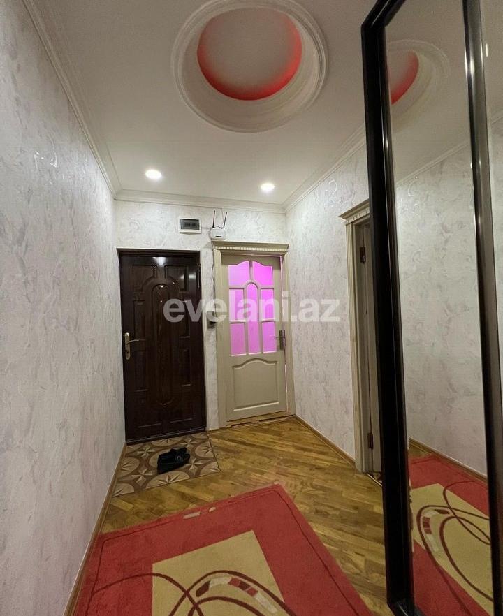 Sale, old building, 3 room, 70 m², Baku, Surakhani r, Yeni Guneshli d, Khalglar Doslugu m.