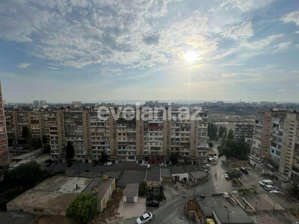 Satılır, köhnə tikili, 3 otaqlı, 70 m², Bakı, Suraxanı r, Yeni Günəşli q, Xalqlar Dostluğu m.