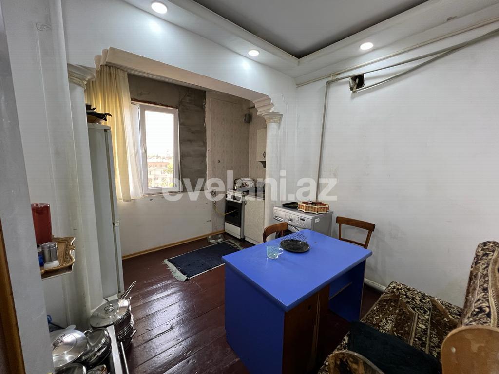 Satılır, köhnə tikili, 3 otaqlı, 75 m², Bakı, Suraxanı r, Yeni Günəşli q, Xalqlar Dostluğu m.