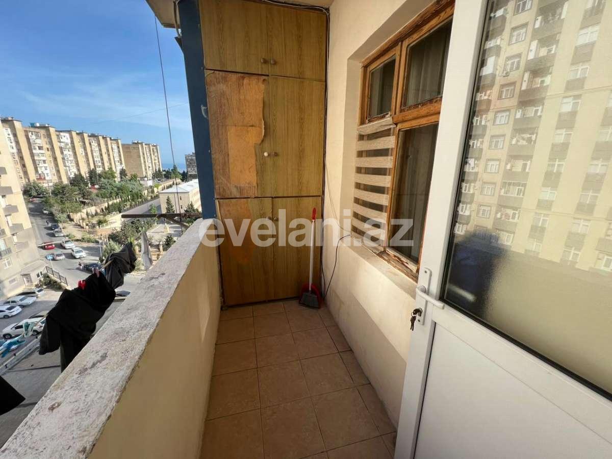 Satılır, köhnə tikili, 4 otaqlı, 90 m², Bakı, Suraxanı r, Yeni Günəşli q, Xalqlar Dostluğu m.