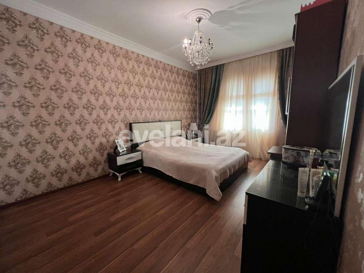 Satılır, köhnə tikili, 4 otaqlı, 90 m², Bakı, Suraxanı r, Yeni Günəşli q, Xalqlar Dostluğu m.