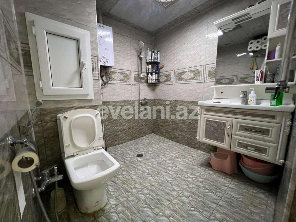 Satılır, köhnə tikili, 4 otaqlı, 90 m², Bakı, Suraxanı r, Yeni Günəşli q, Xalqlar Dostluğu m.