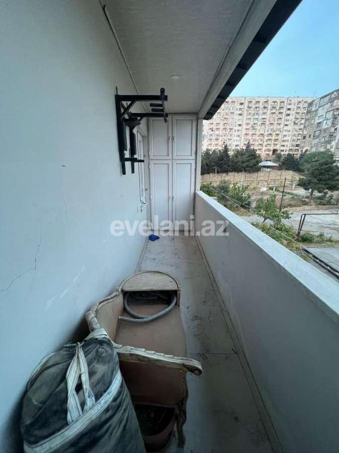 Sale, old building, 4 room, 90 m², Baku, Surakhani r, Yeni Guneshli d, Khalglar Doslugu m.