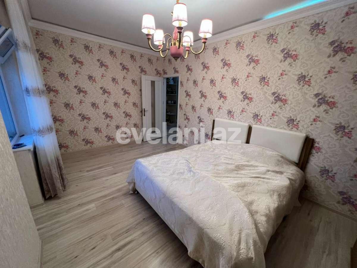 Sale, old building, 4 room, 90 m², Baku, Surakhani r, Yeni Guneshli d, Khalglar Doslugu m.