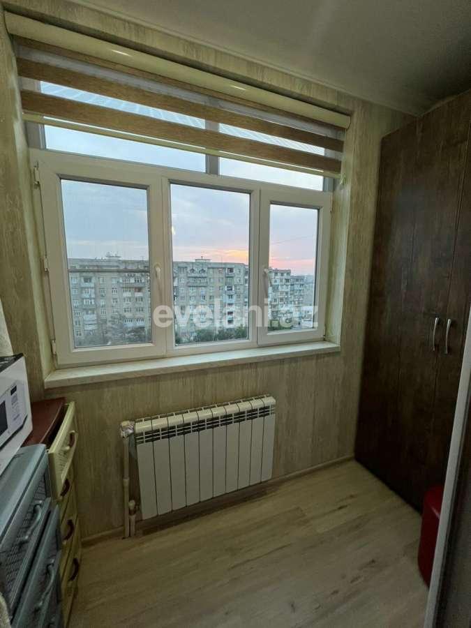 Sale, old building, 4 room, 90 m², Baku, Surakhani r, Yeni Guneshli d, Khalglar Doslugu m.