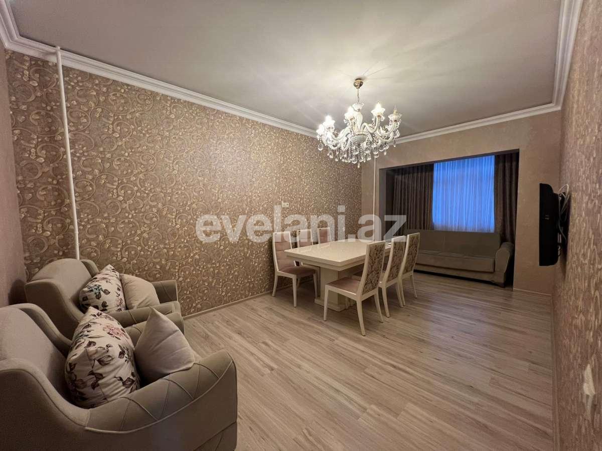 Sale, old building, 4 room, 90 m², Baku, Surakhani r, Yeni Guneshli d, Khalglar Doslugu m.